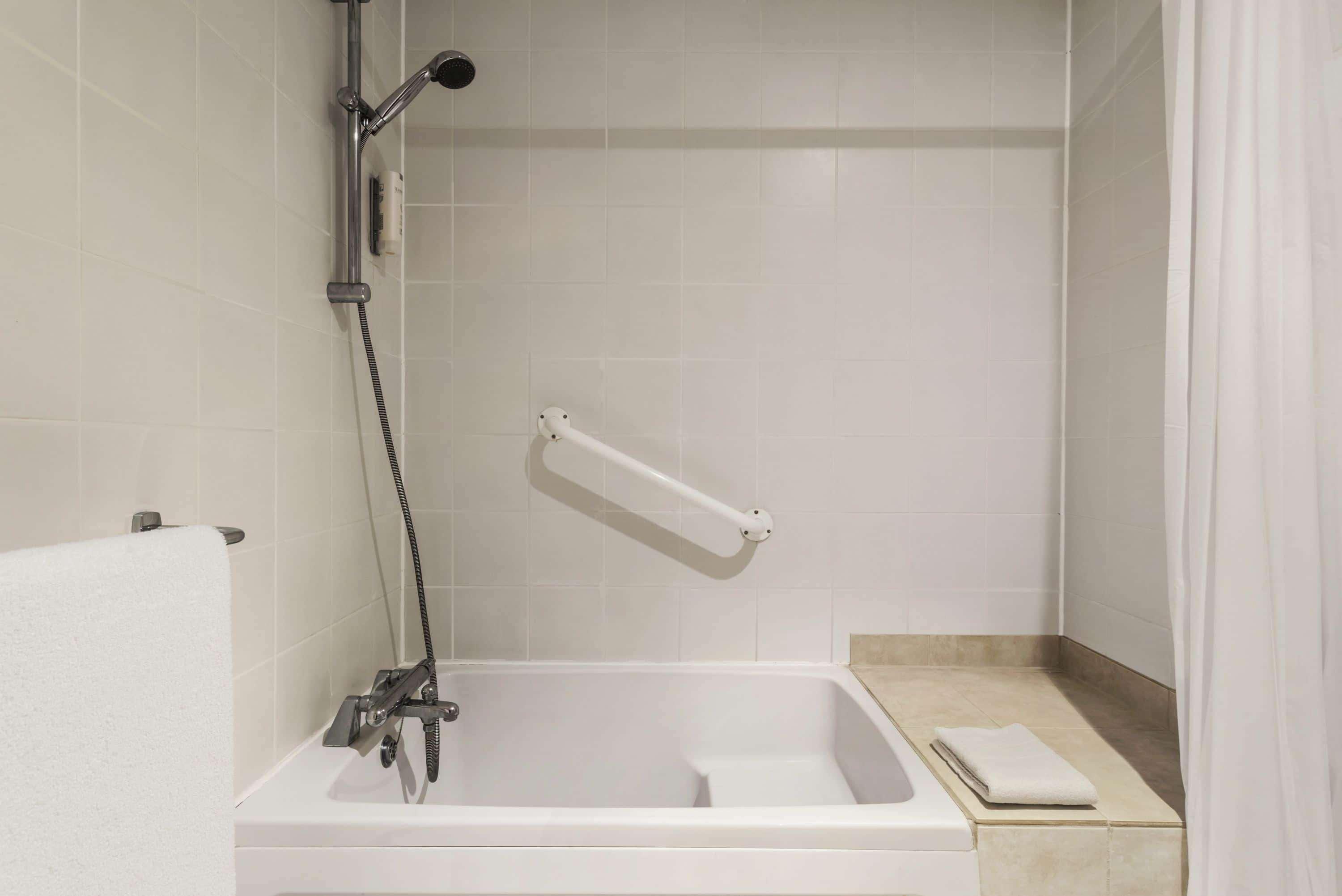 מלון Fen Drayton Ramada By Wyndham Cambridge מראה חיצוני תמונה