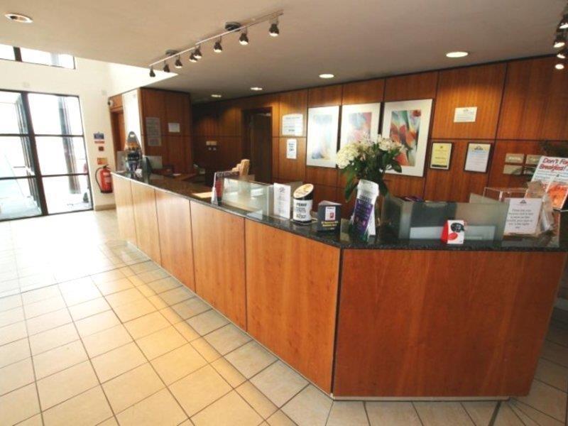 מלון Fen Drayton Ramada By Wyndham Cambridge מראה חיצוני תמונה